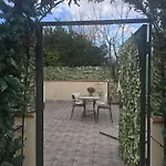 L'angolo Degli Etruschi Bed & Breakfast 3*