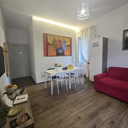 L'angolo Degli Etruschi B&B 살레르노
