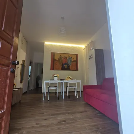 L'angolo Degli Etruschi 3* 살레르노